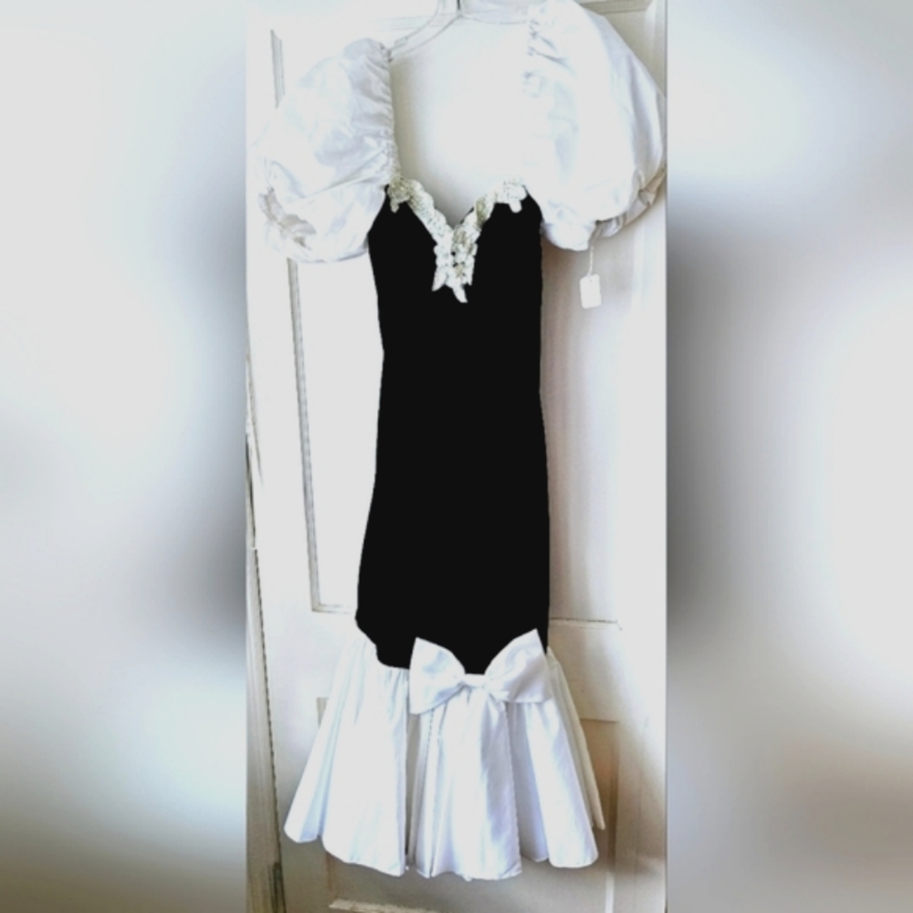 Puff Sleeves in White Taffeta on Black Velvet Dress. 2 Avail. Size 8 or 12 NWT